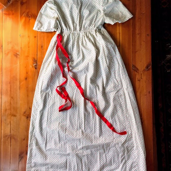 70's Floral Empire Waist Smocked Bodice Maxi Dress - Picture 2 of 4